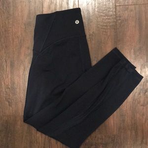 Lulu lemon dark blue leggings size 4